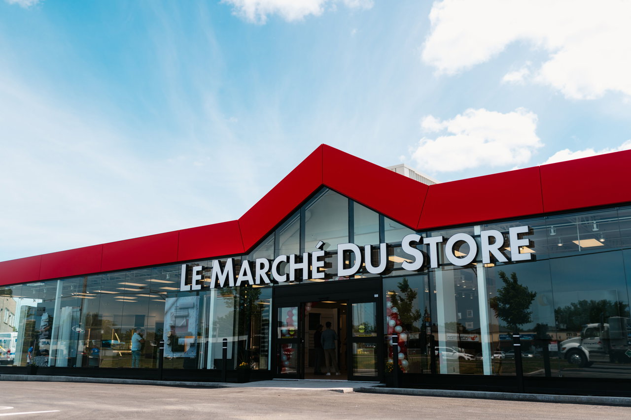 Plus de 100 succursales déjà, et ça continue ! Plus de 100 succursales déjà, et ça continue !